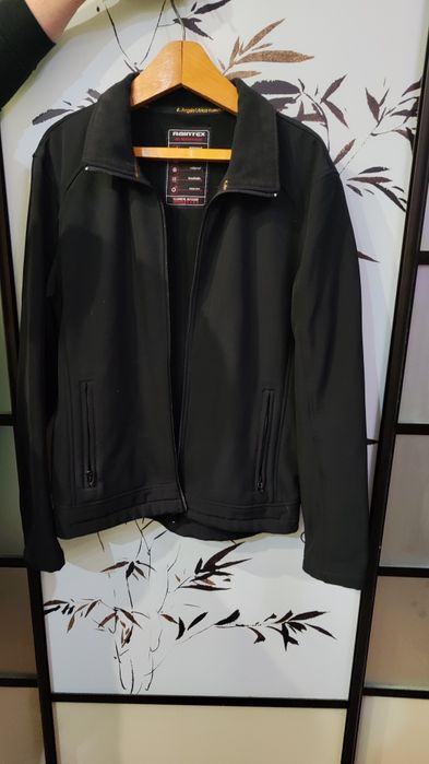 Разноманітні курточки