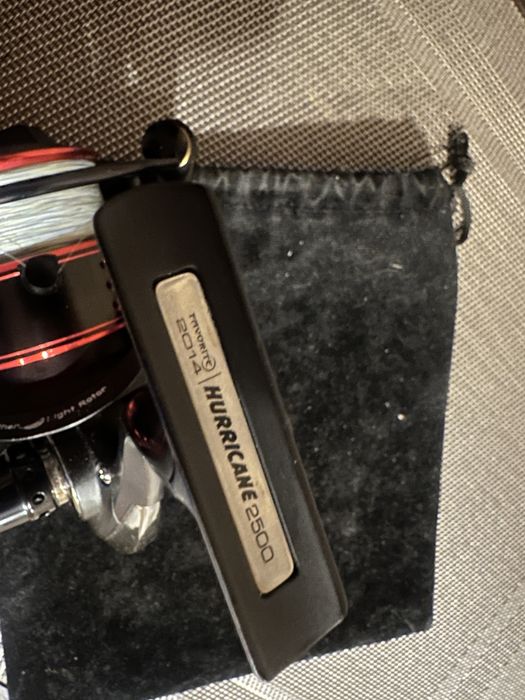 Котушка катушка Favorite Hurricane 2500S