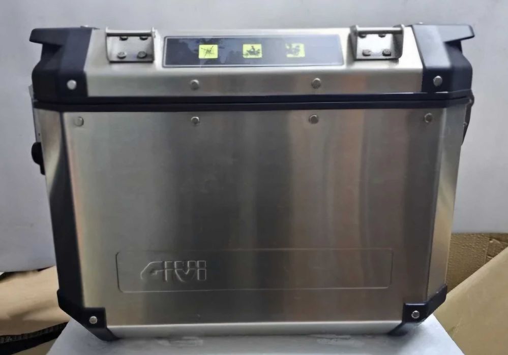 Malas Givi Outback 48+37 litros