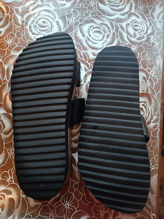 Продам шлепки в идеале