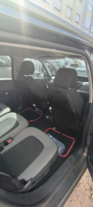 Vendo Citroen C4 grande Picasso foto 4