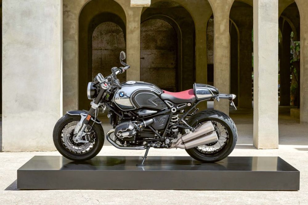 Bmw nine t 100 anos