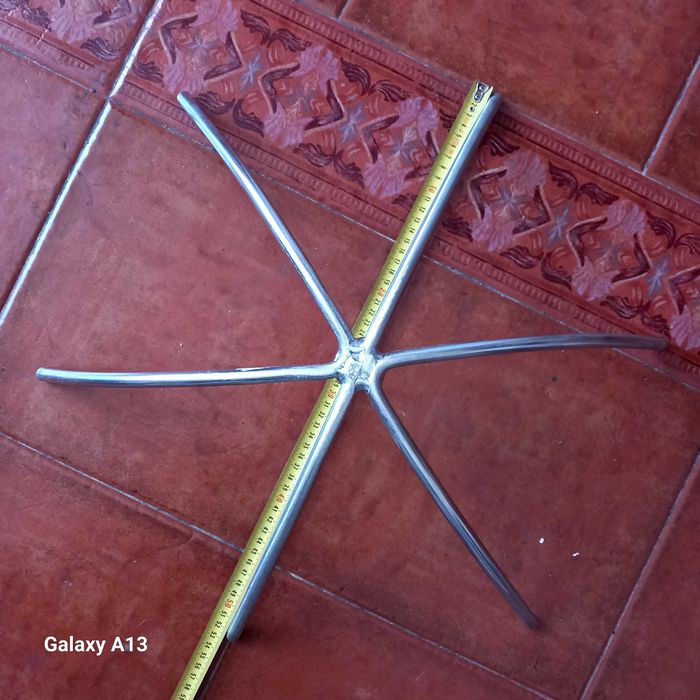 Ferro , ancora para a pedra