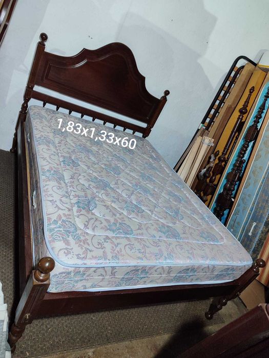 cama de casal antiga
