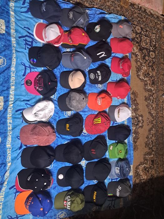 Кепка чоловіча та жін.