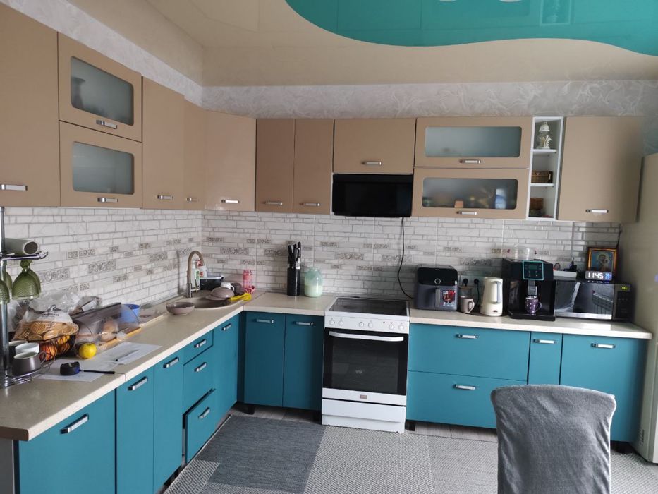 Продам кухню в хорошому стані