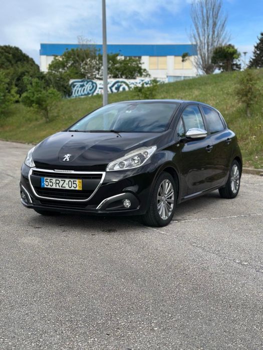 Peugeot 208 — fotografia 7