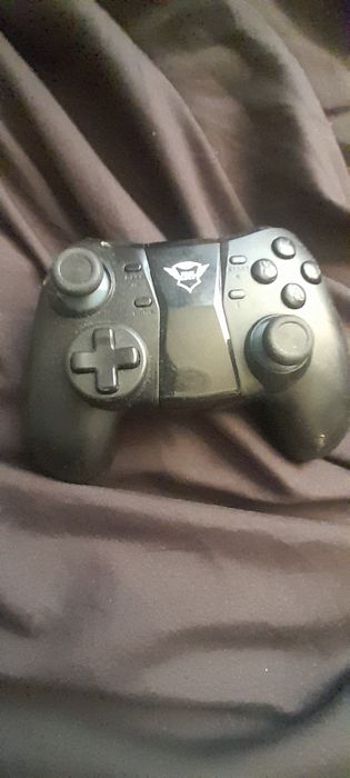 Pad do telefonu na bluetooth