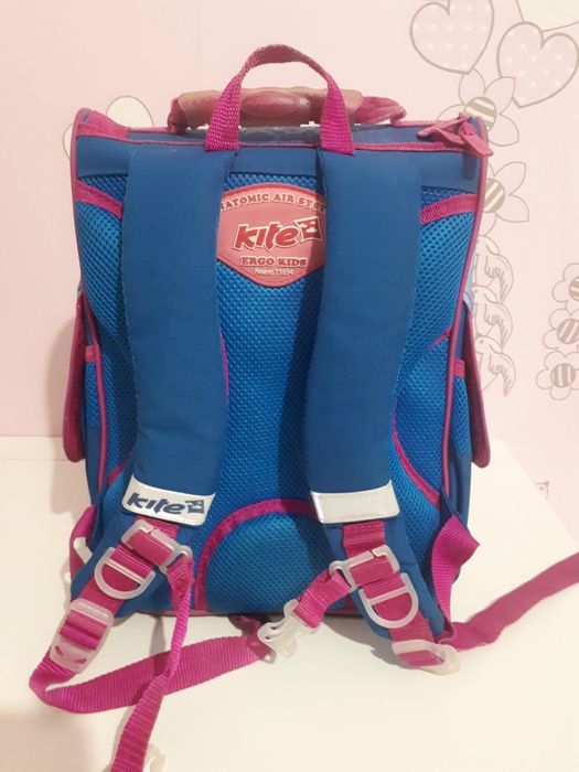 Продам школьный Рюкзак Кite для девочки в отличном состоянии