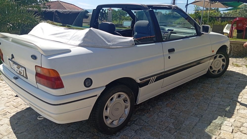 Escort Cabrio Mk5  Certificado pelo museu do Caramulo