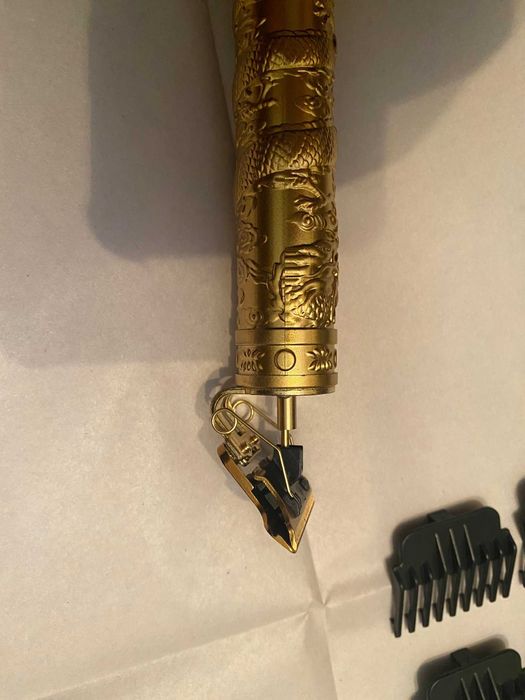 Машинка  для стрижки волос