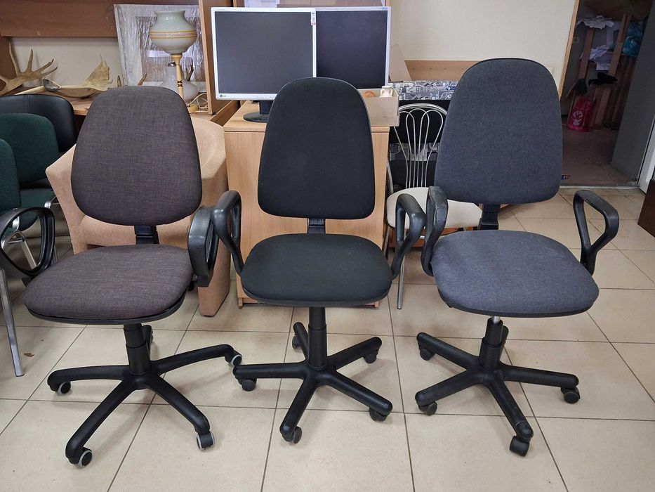Офисные стулья и компьютерные кресла