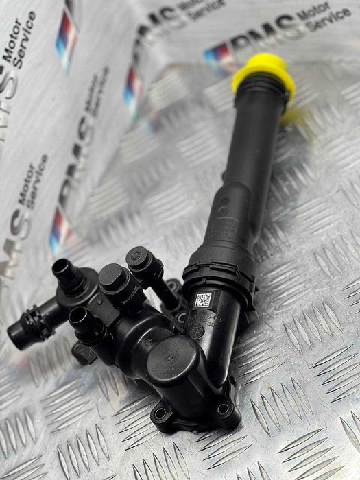 Вторичный термостат новый BMW B57 11538596115 G20 G30 G32 G45 G11 G05