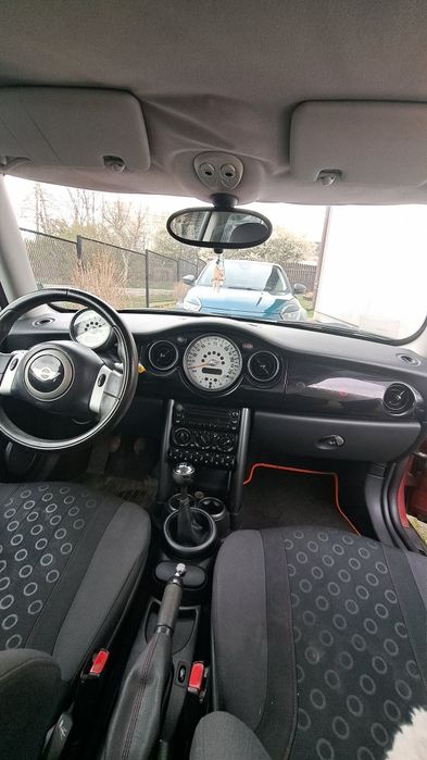 Samochód Mini one