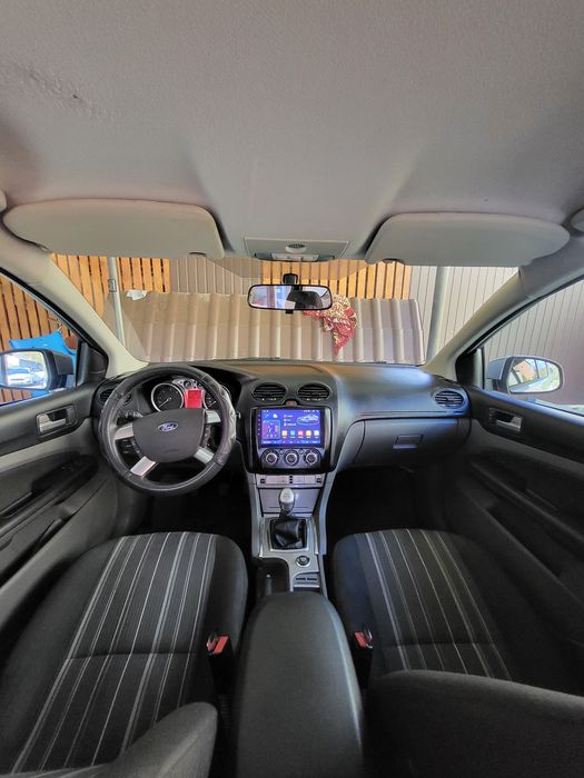 Ford Focus 2010 року