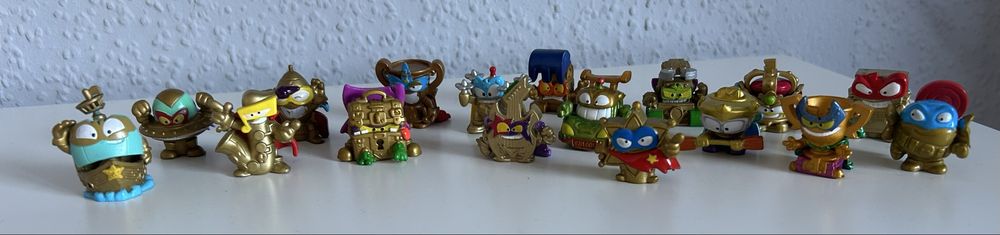 Super Things Rzadkie figurki Złote
