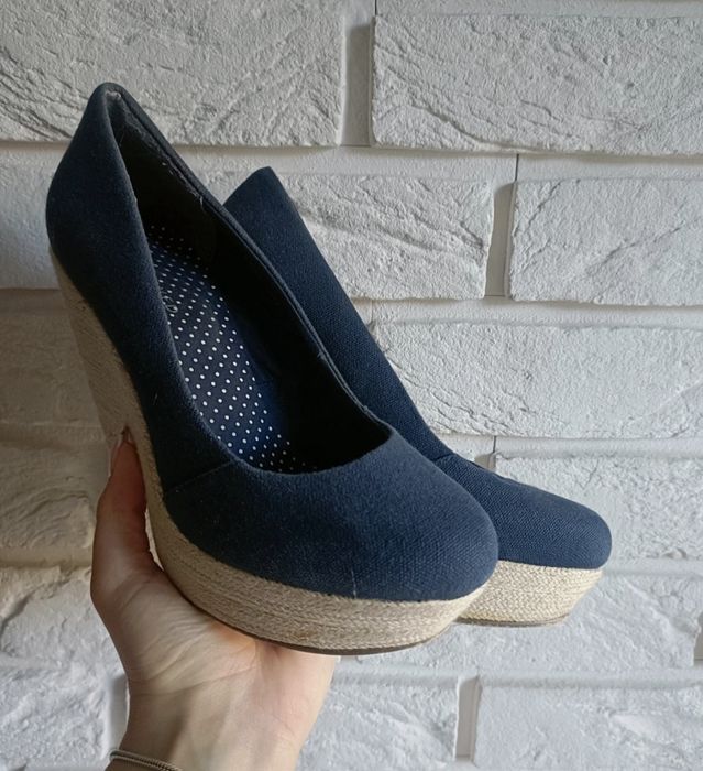 Espadryle na koturnie Koturny Reserved 36