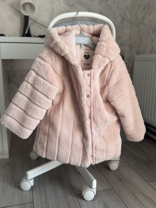 Шубка  LC Waikiki 4-5 лет