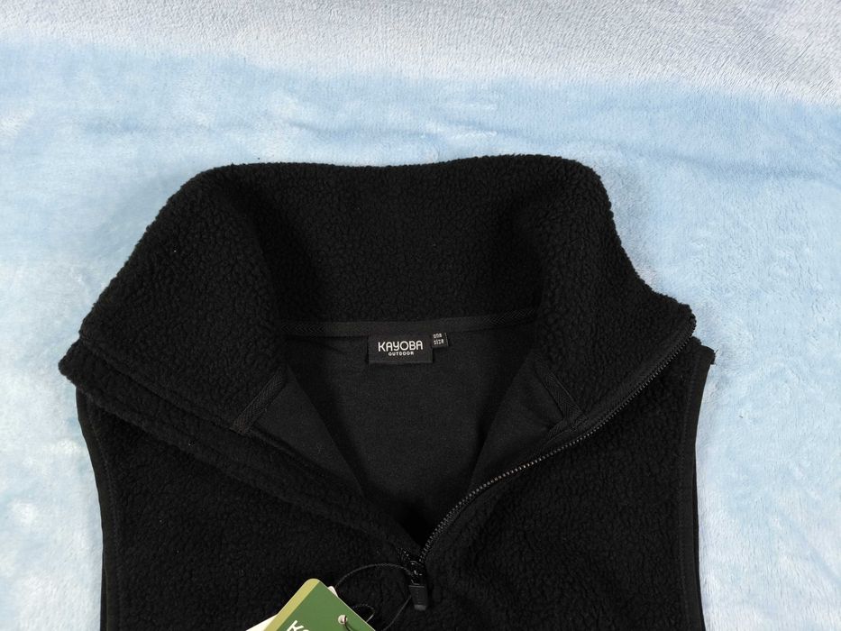 Черный флисовый снуд-манишка Kayoba