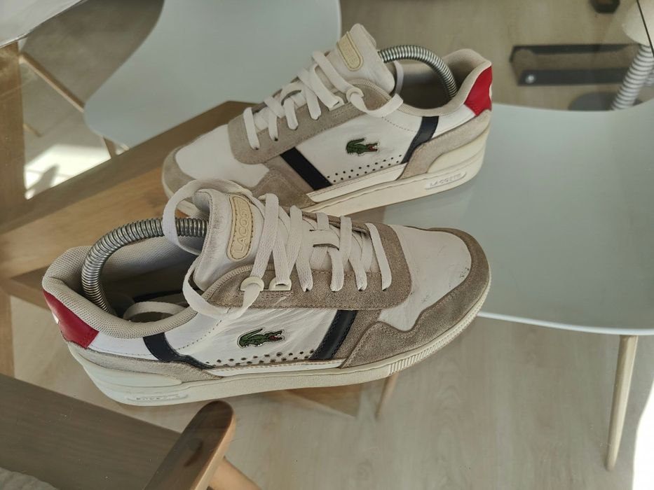 Dois pares de sapatilhas usadas, adidas, lacoste 41