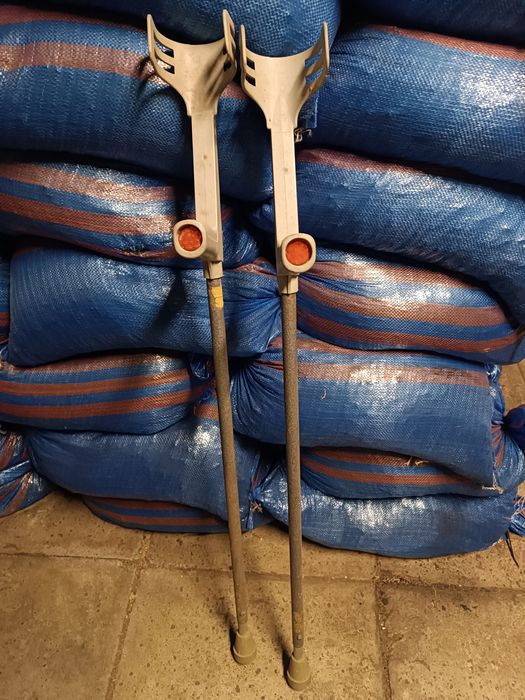Kule inwalidzkie komplet 2 szt