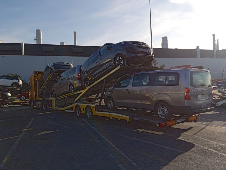 Transport samochodów i maszyn Francja - Polska