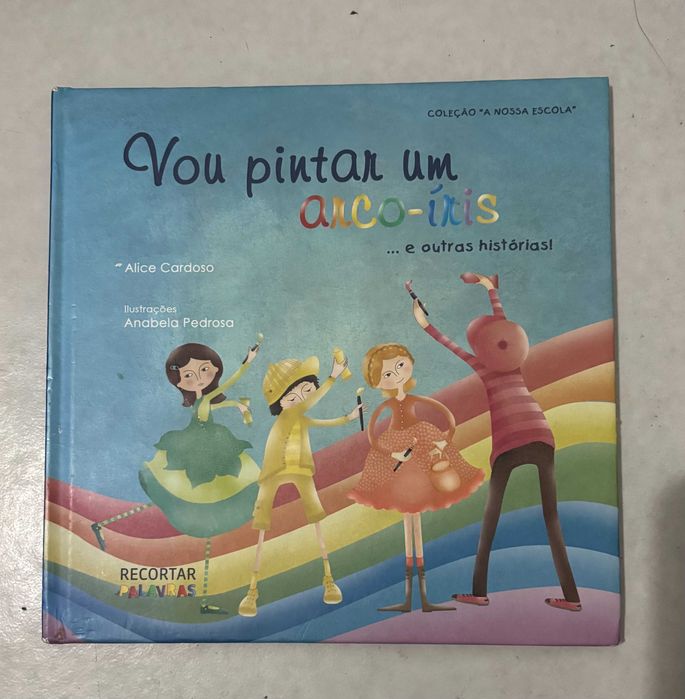 8 livros de cada tipo