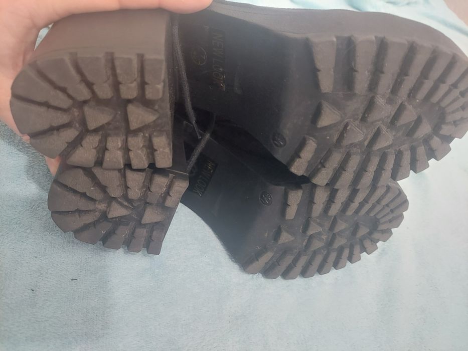 Чоботи жіночі демісезон 41.