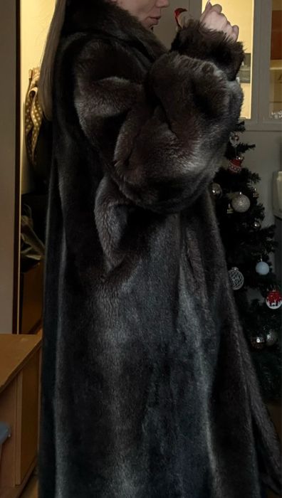 Długie brązowe futro C&A