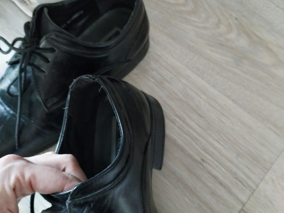 Buty męskie garniturowe , galowe czarne.