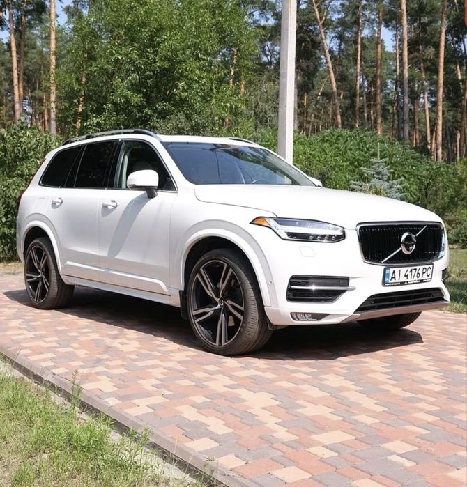 Продам Volvo XC90