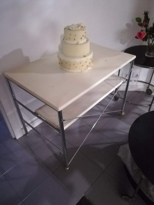 Mesa escritório usada muito pouco tempo