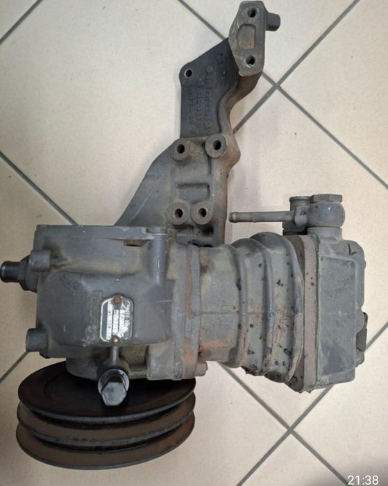 Mercedes 1320/1324, sprezarka powietrza
