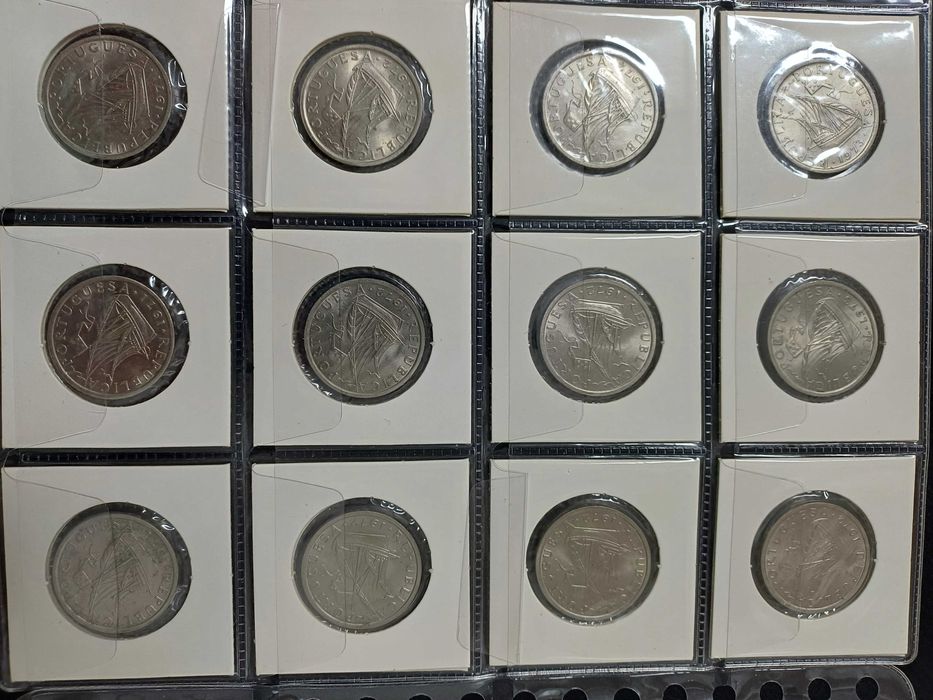 Moedas Portuguesas várias 36 unidades