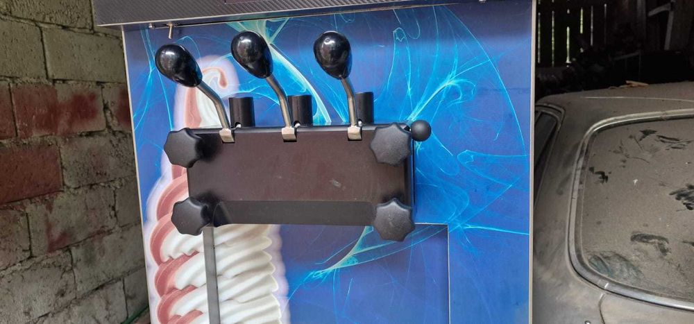 Maszyna do lodów świderków marki Lodel