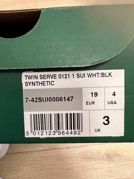 Buty dzieciece Lacoste rozmiar 19