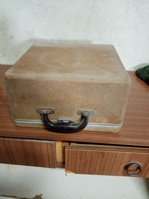 Máquina de escrever royal quiet de luxe  1950