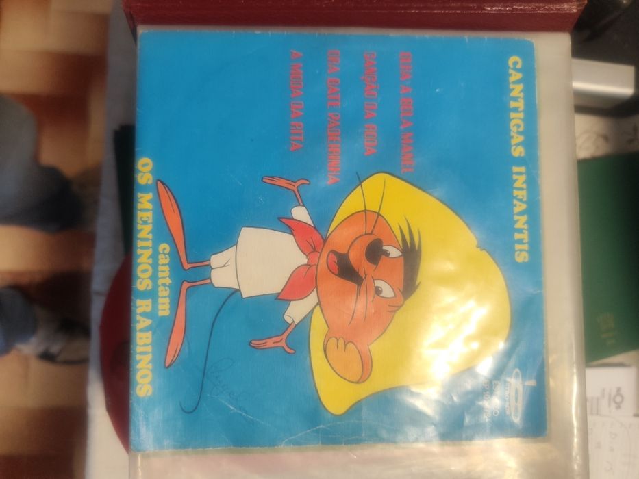 Gira discos para criança