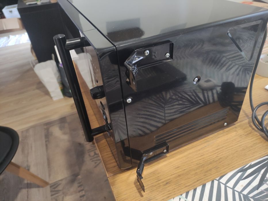 Microondas de encastre avariado