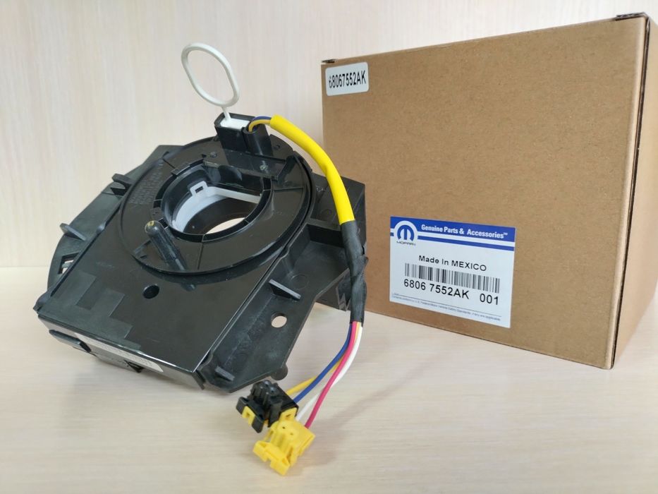 Шлейф руля AIRBAG Dodge Journey 11-19, RAM C/V 12-15 68067552AK Додж