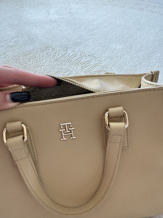 Женская сумка Tommy Hilfiger оригинал женская мини сумка на лето