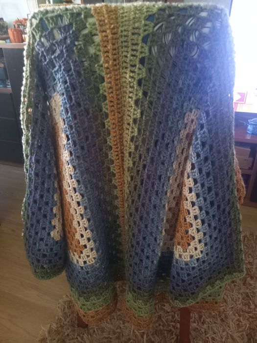 Casaco cardigan em crochet