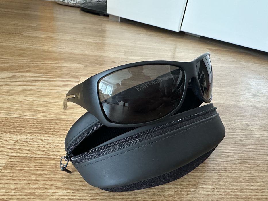 Сонцезахисні окуляри Emporio Armani