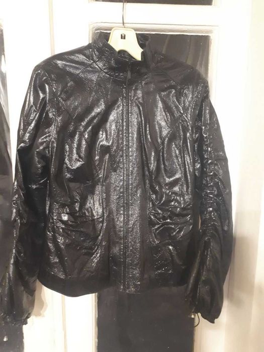 Куртка кожанная женская (приталення)