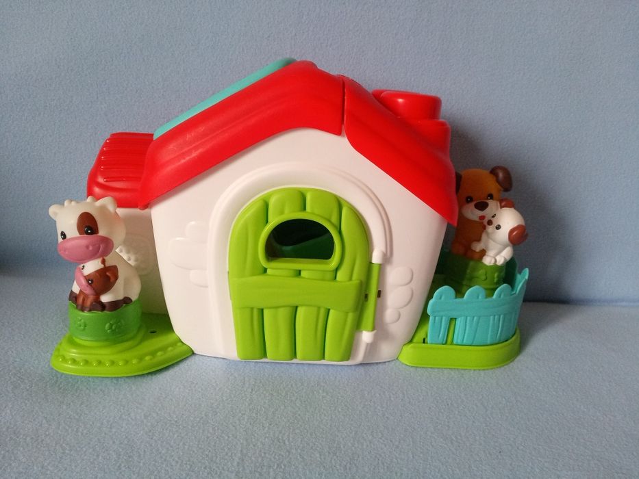 Clementoni Sensoryczna Farma miękkie klocki domek