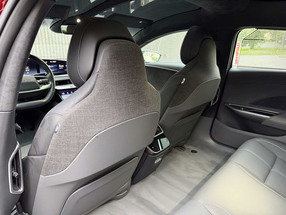 Lucid Air Grand Touring      2022