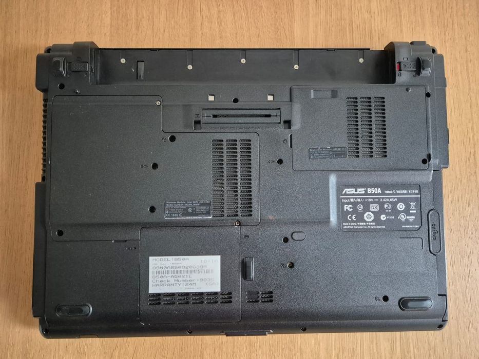 Laptop Asus B50A, 2,0GHz/4GB/HDD160GB