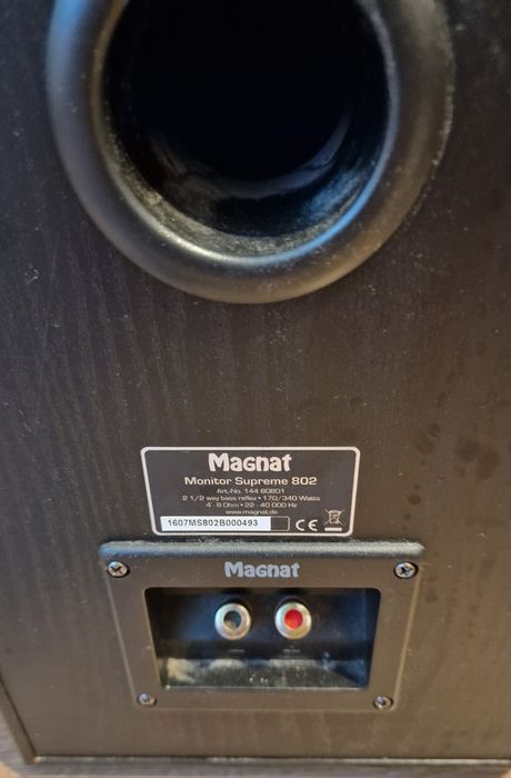 Zestaw kolumn Magnat Monitor Suprime 802
