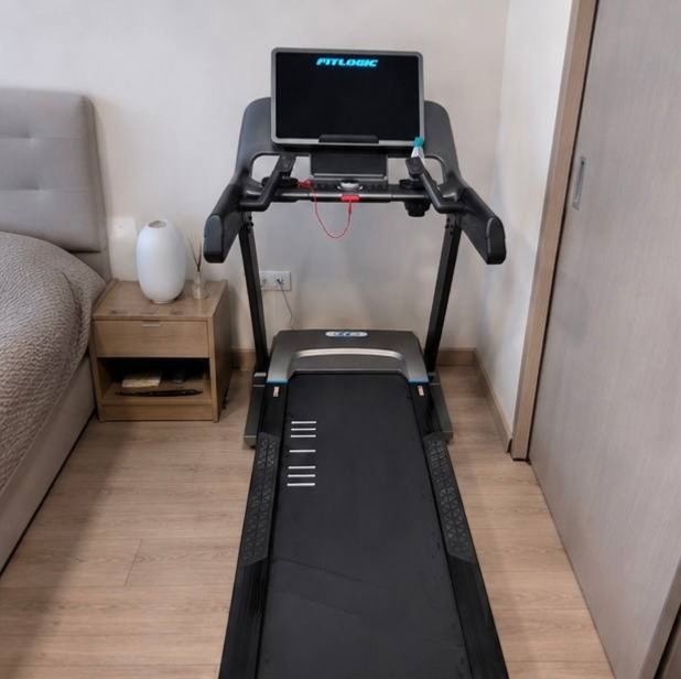 Бігова доріжка Fitlogic T68C