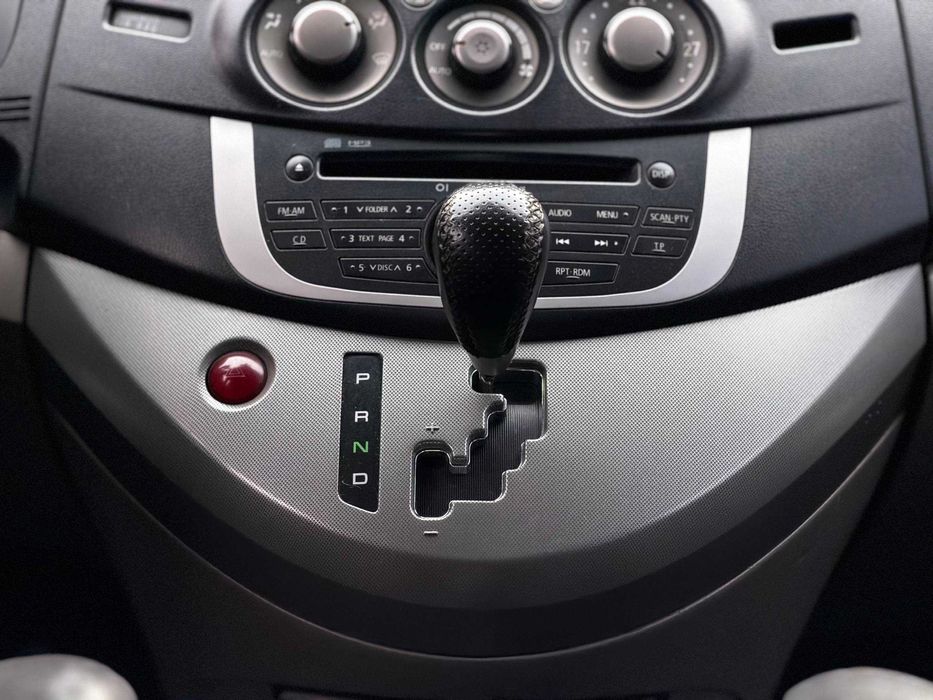 Avtoreal_kr Mitsubishi Grandis 2008